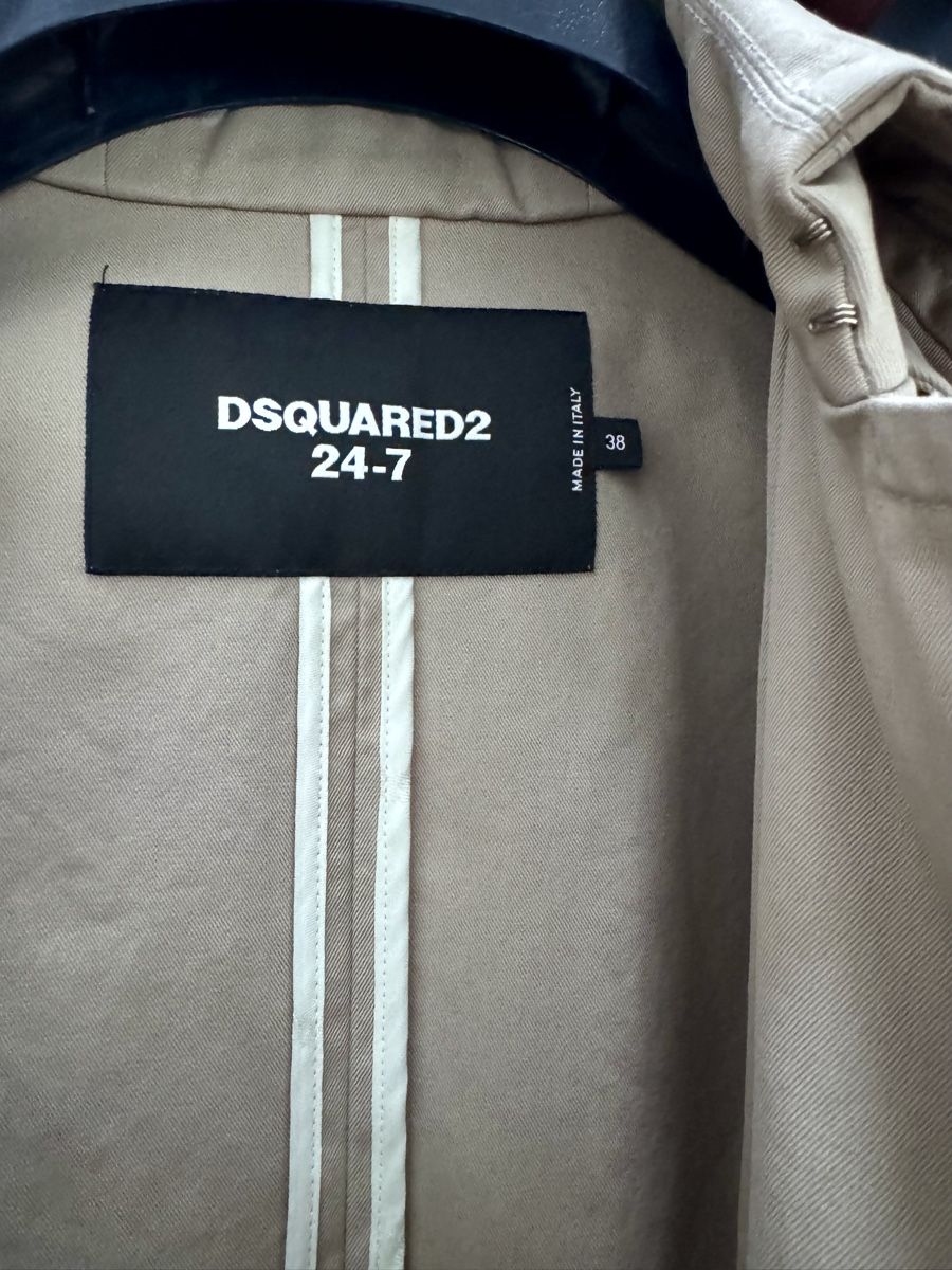 Dsquared2 Cappotti: DSQUARED2 Trenchcoat – Nuovo (secondo la descrizione) da Luzern venduto da raquel.m 2