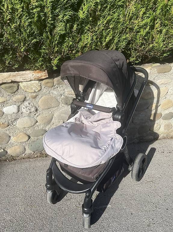 Carrozzine: Poussette/landeau – Usato da Carouge GE venduto da Pilar56