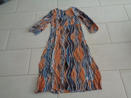 NILE KLEID GR.S *NEU*