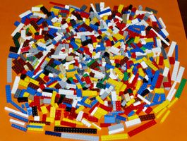 Lego/ 1 Kilo bunt gemischte Bausteine. Gewaschen.