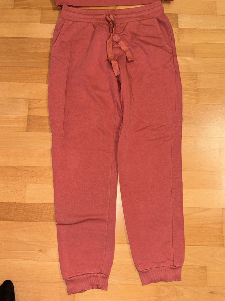 C&A Anzüge: Trainingsanzug Pullover Hosen rosa/Grösse S  – Neu (gemäss Beschreibung) aus Arbon von pau_76kh 2