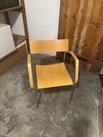 6 Stück Vintage Stapelstühle Holz Metall