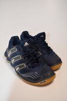 Adidas Hallenschuhe / Sportschuhe Blau – Grösse 41 1/3