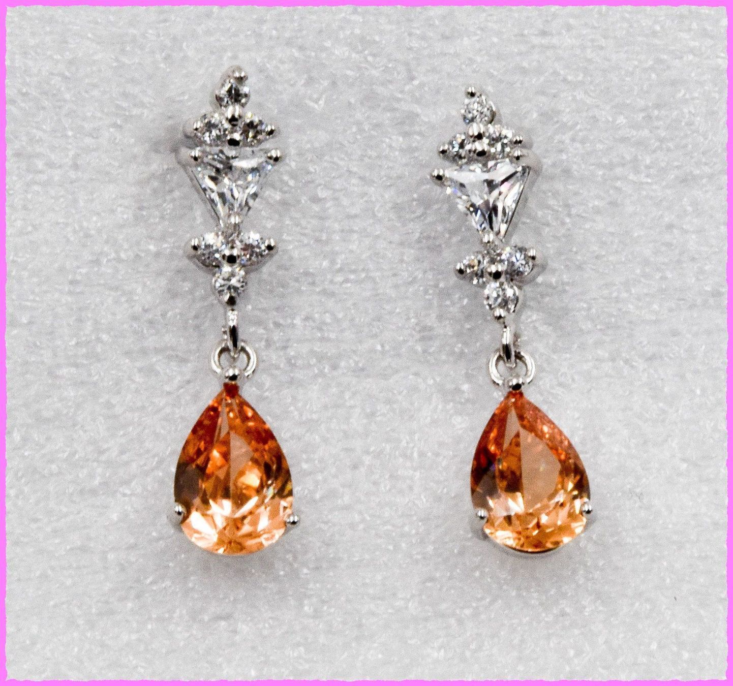 Ohrringe & -stecker: Bezaubernde Ohrhänger – Neu und originalverpackt aus Oberglatt ZH von Diamond-Girl 4