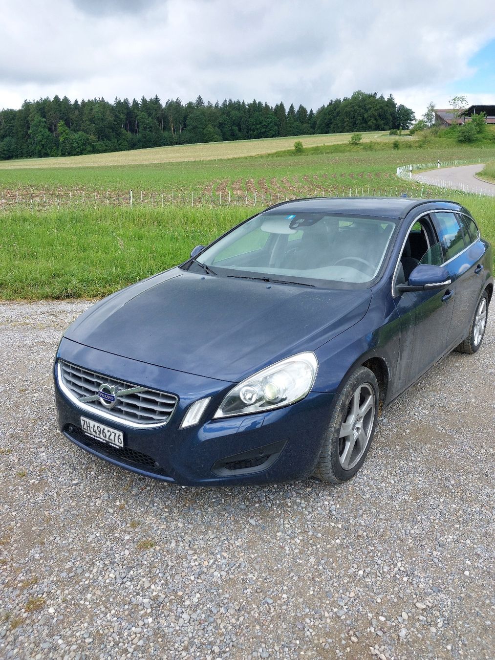 Autos: Volvo V60 D5 Kombi  – Gebraucht aus Neftenbach von BF92 3