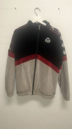 Giacca Kappa vintage taglia M - ideale per l'autunno!