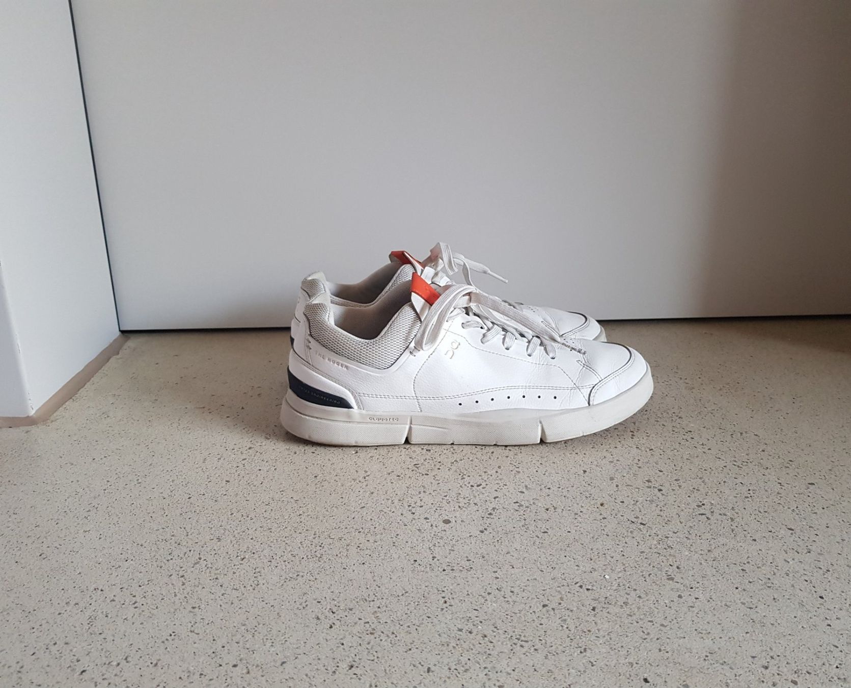 On Herrenschuhe: On The Roger Herrenschuh Grösse 43 – Gebraucht aus Basel von chien008