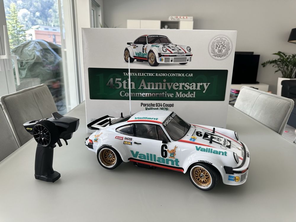Cartoons Talking Animated Radio Control Race Car with Built in Project - Mindsco