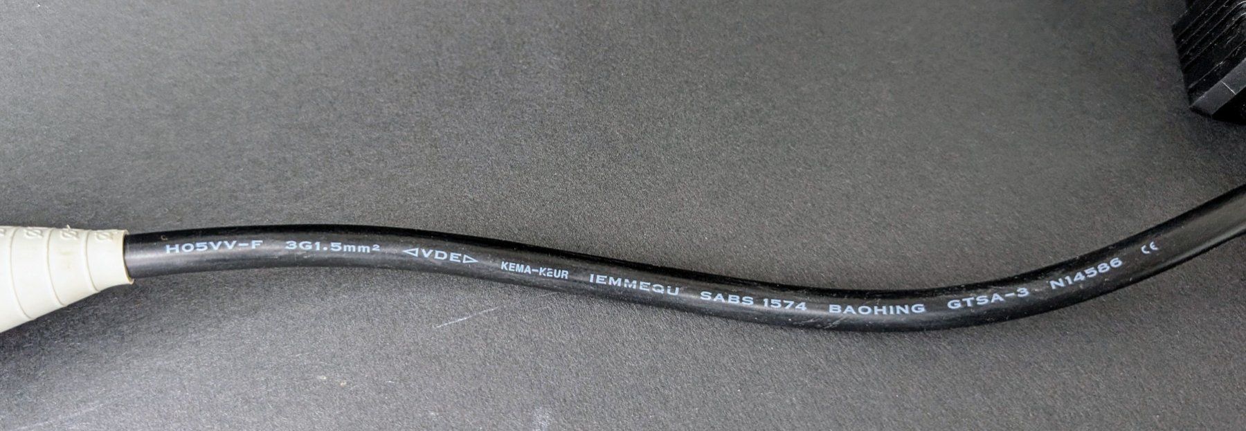 Câbles: VOLEX VSC19 HG 16A 250V CEE/C19 Stromkabel PDU IT – Neuf (Voir description) à Bottmingen par dan_c5wb 2