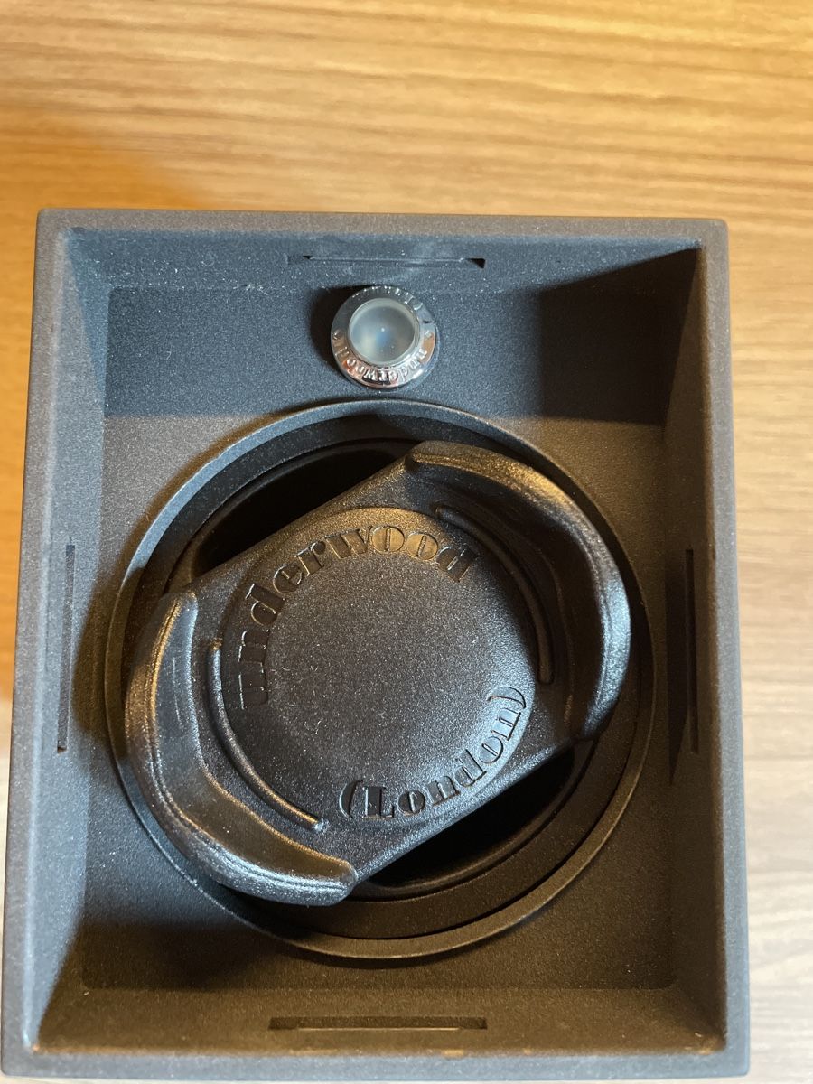 Cofanetto carica e porta orologi: Underwood watchWinder - Single - Excellent Condition. – Usato da Rolle venduto da abbesses 1