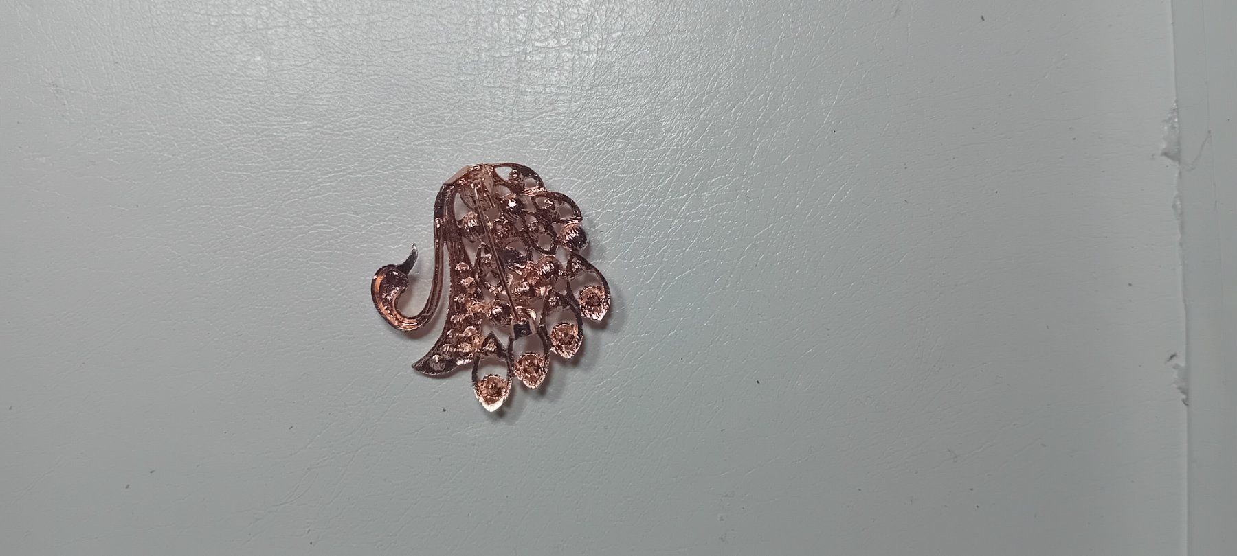 Broschen & Nadeln: modeschmuck,brosche,,mit kristall – Neu (gemäss Beschreibung) aus Basel von bij_5hqd 3