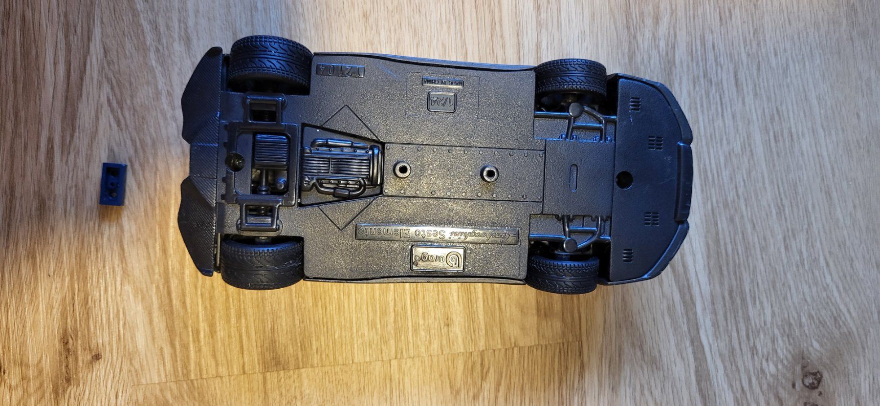 Spielzeuge: Lamborghini Sesto Elemento 1/24 – Gebraucht aus Schleinikon von Frida11 1