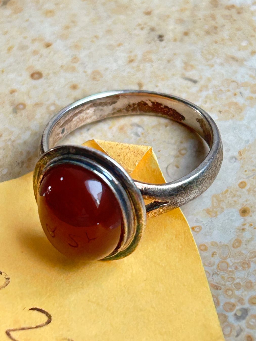Ringe: Vintage Silberring mit Karneol Edelstein (Grösse 58) – Gebraucht aus Laufen von belleskulptur