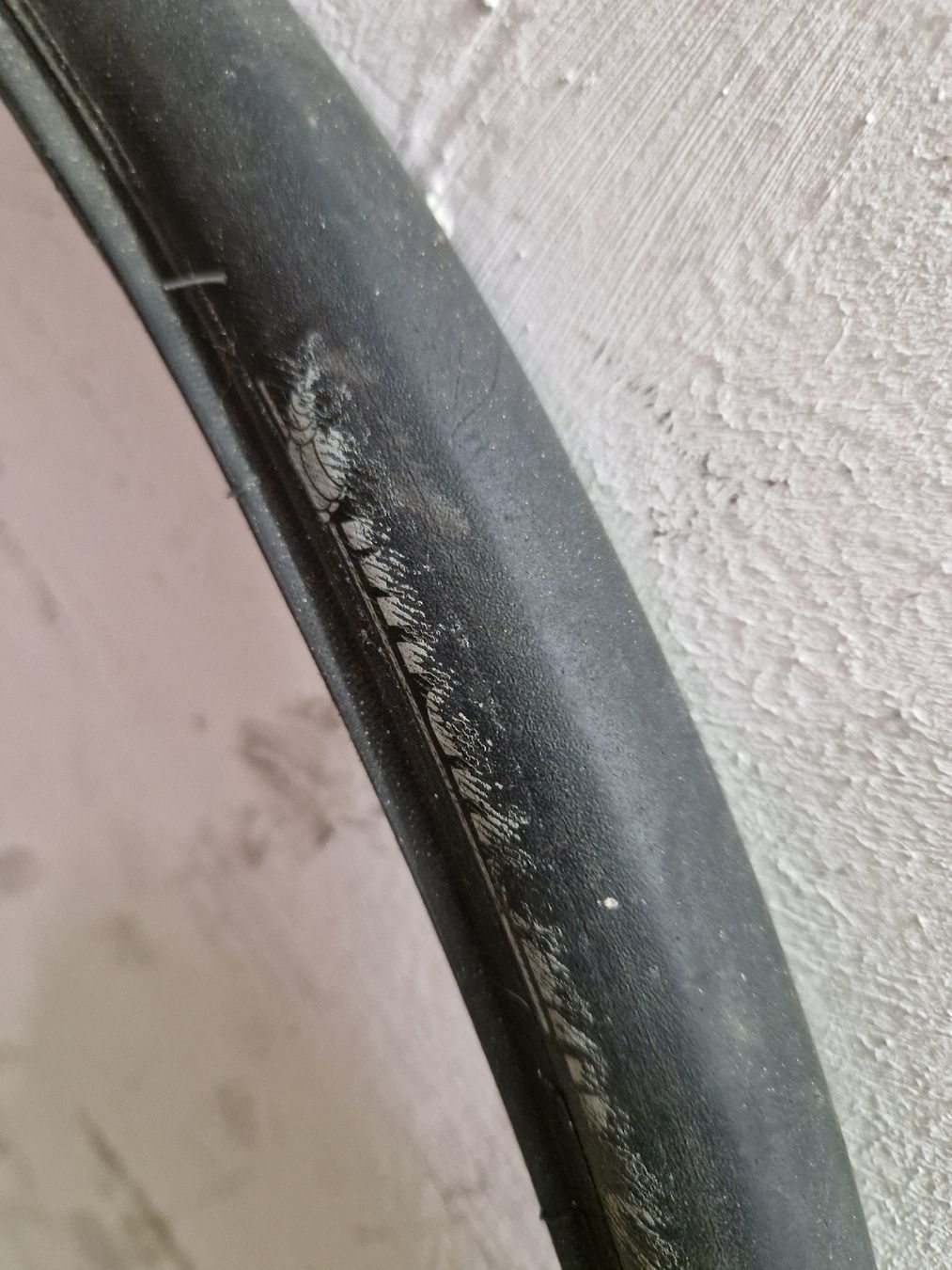 Pneumatici & Ruote complete: Pneu Michelin 700 x 25c – Nuovo (secondo la descrizione) da Faoug venduto da viv_72hm