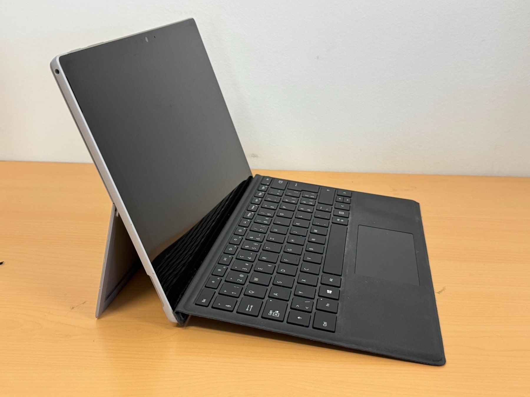 Microsoft Notebook: Microsoft Surface Pro m3-7Y30 4GB 128GB mit Windows 10 Pro – Usato da Ebmatingen venduto da Revivetrade 2