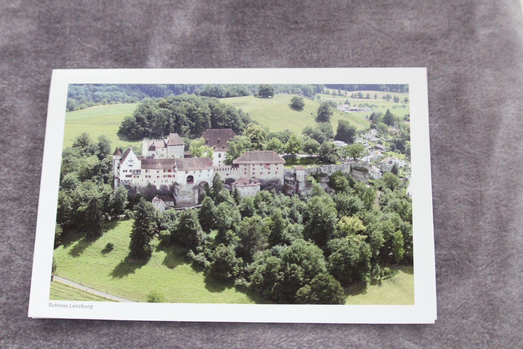 Cartoline: Doppelkarte Schloss Lenzburg – Nuovo (secondo la descrizione) da Grenchen venduto da juebo