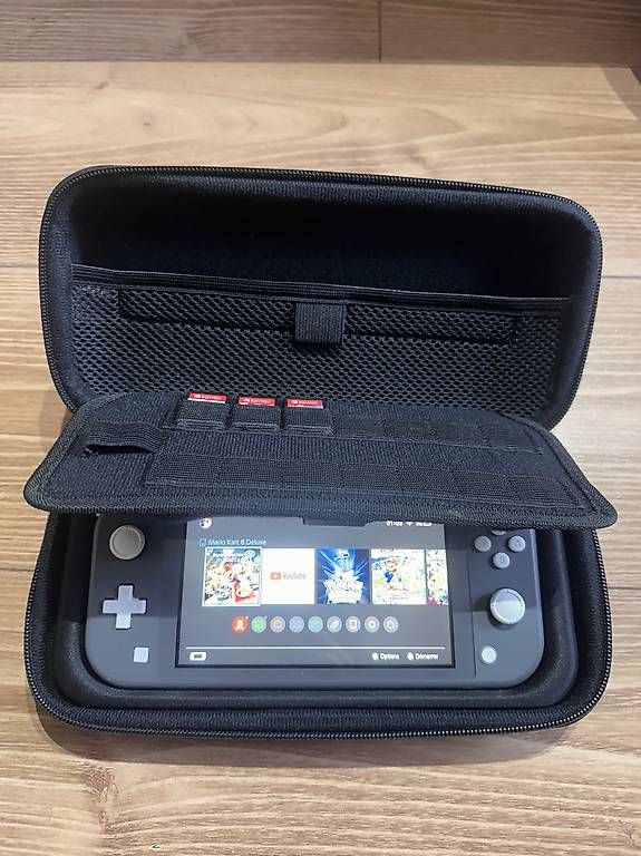 Console: Nintendo switch lite + boite + 3 jeux – Usato da Choëx venduto da tgu_7qx2 1