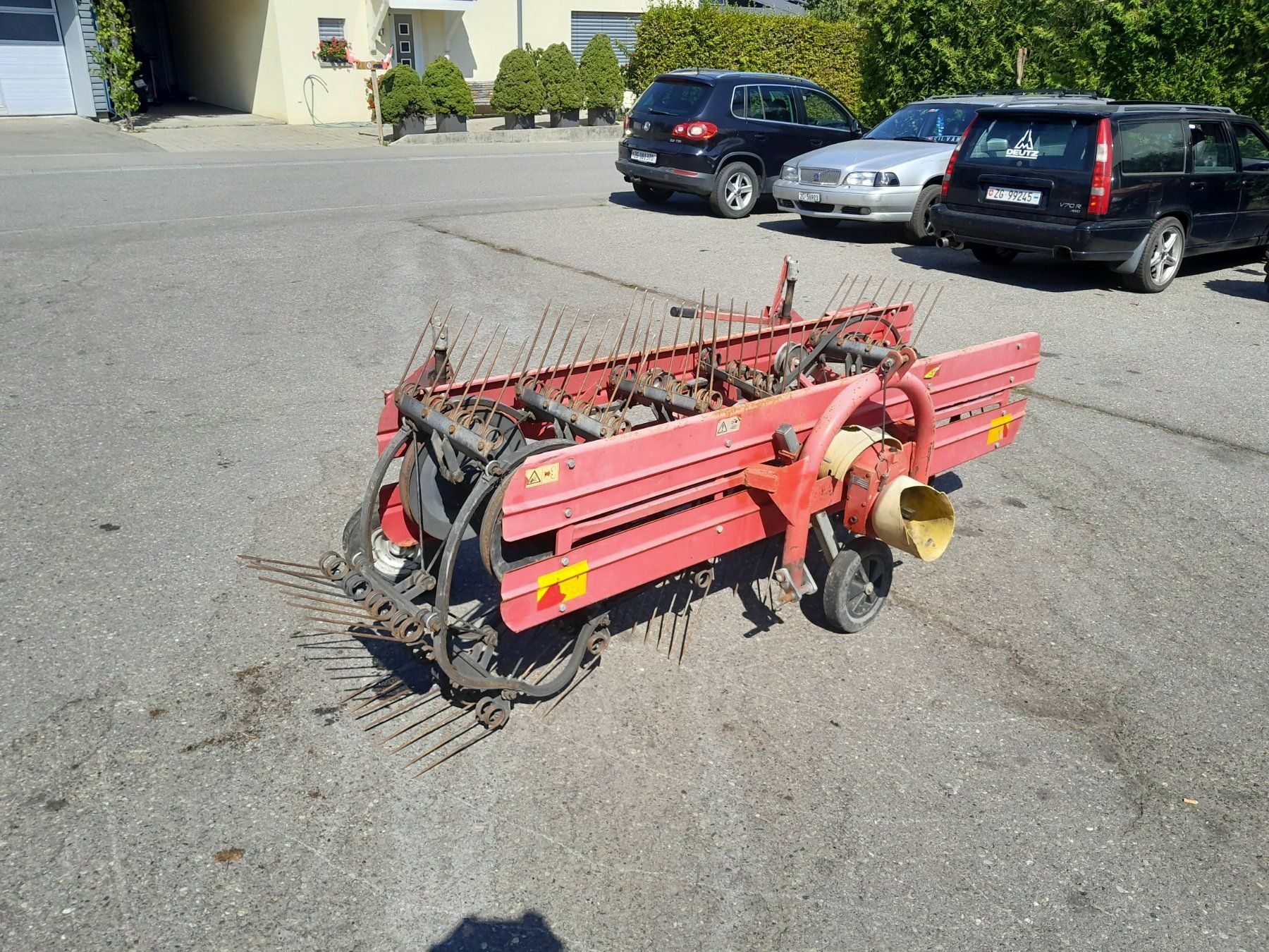 Alle Maschinen: Bandrechen Molon – Defekt aus Menzingen von Staub-Landtechnik 2