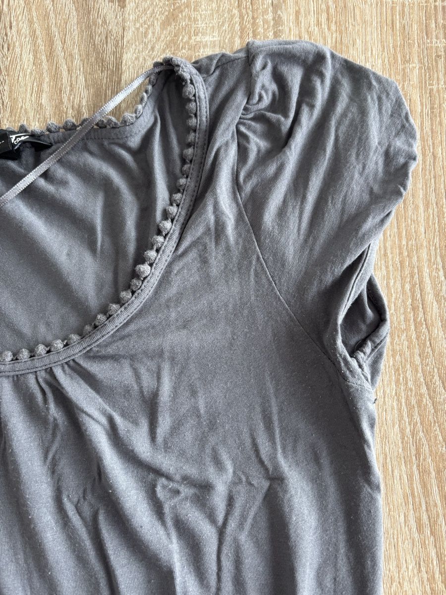 H&M T-shirt: T-Shirt Gr S – Usato da Ebikon venduto da Regipe 1