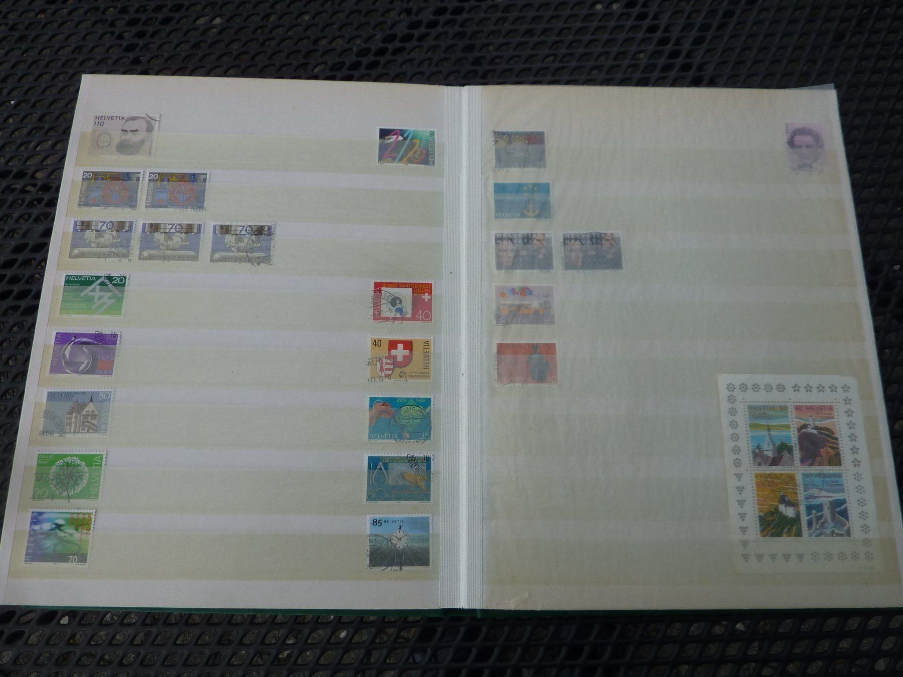 Tutti i francobolli: Briefmarkenalbum, Schweiz – Usato da Gelfingen venduto da btrottmann 7
