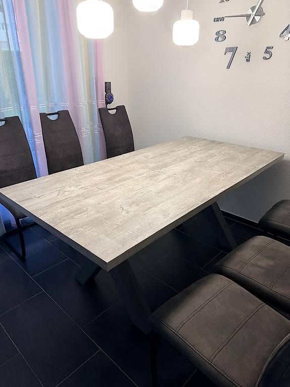 Tables: Esstisch ohne Stuhl  – D'occasion à Egerkingen par D-Sweety 1