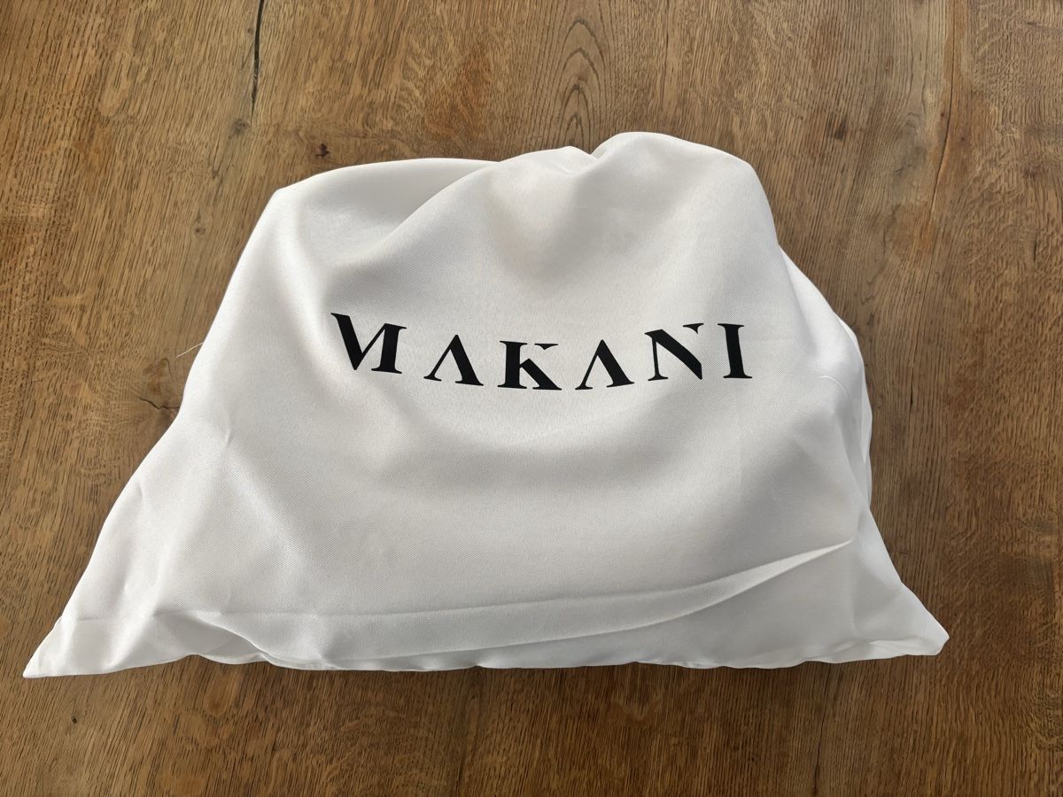 Taschen für Damen: Makani Handtasche – Neu und originalverpackt aus Boswil von nic_ba01 1