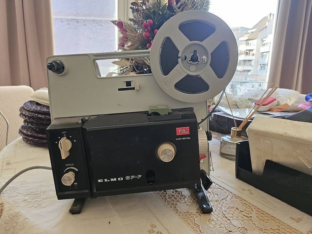 Home Cinema: Projecteur Elmo super8 – Usato da Lausanne venduto da djymbo