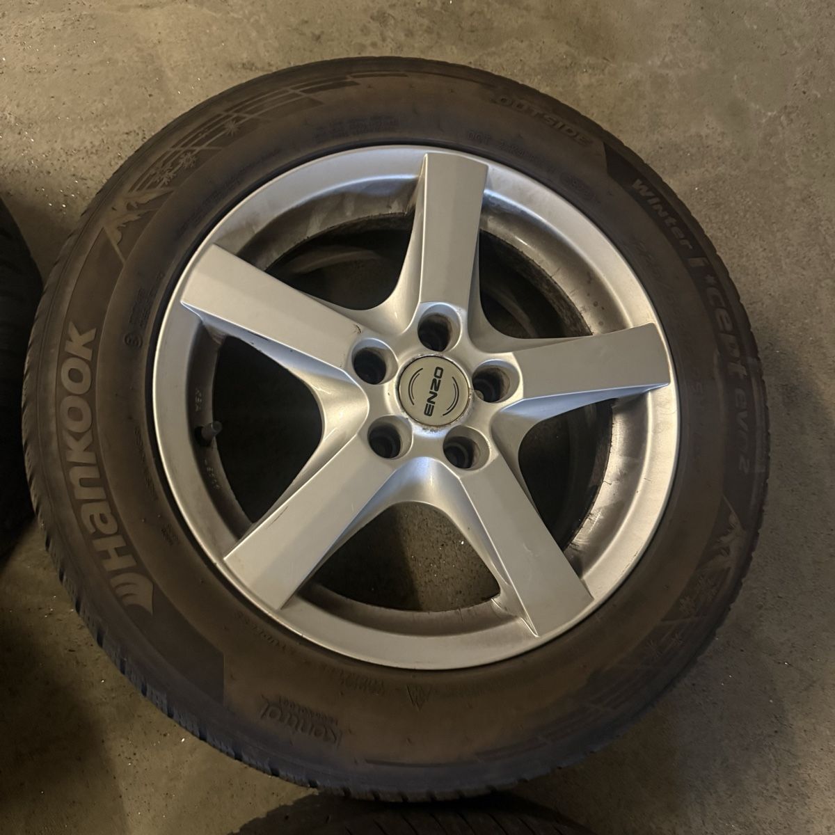 Pneumatici & Ruote complete: Mercedes Felgen E klasse W211 – Usato da Luzern venduto da Benzamg1 4