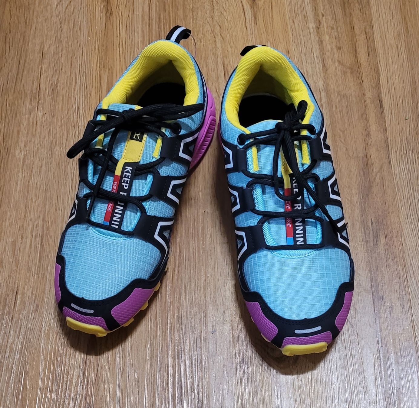 Scarpe da donna: Trekking Schuhe NEU! – Nuovo (secondo la descrizione) da Meinisberg venduto da mirreb