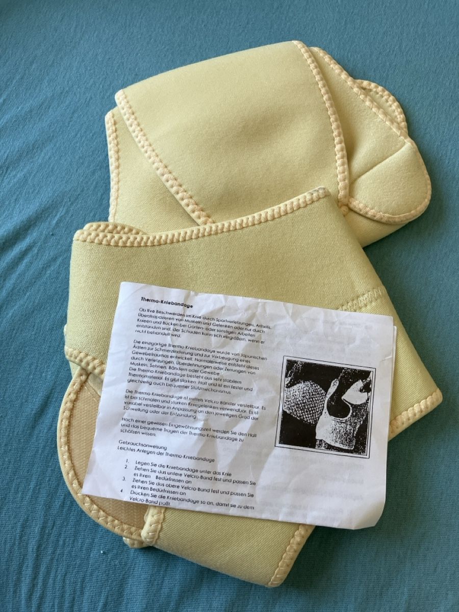 Attrezzature mediche: Thermo-Kniebandage – Nuovo (secondo la descrizione) da Baden venduto da sylivianne