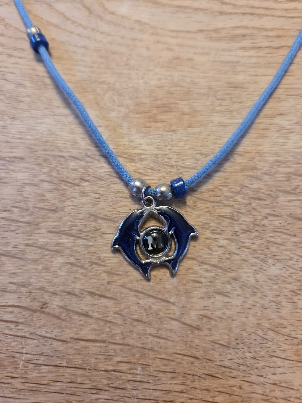 Catenine: Collier avec pendentif bleu, état acceptable – Usato da Ste-Croix venduto da jaune78 1