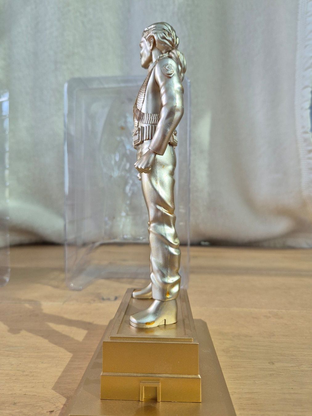 Figuren: Figurine Michael Jackson Japan version dorée – Gebraucht aus Savièse von coeur88 1