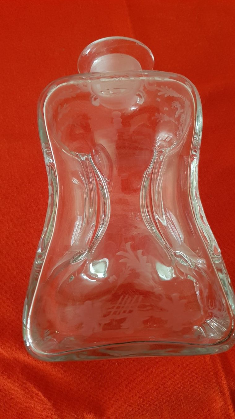 Caraffe: Carafe à liqueur gravée – Usato da Marly venduto da Barbarajane 2