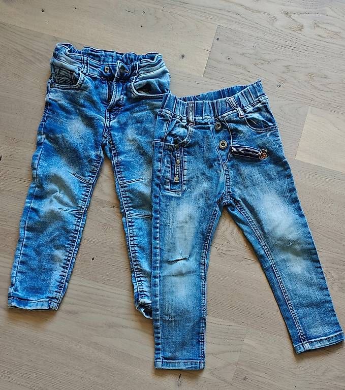 Pantaloni: Jeans Gr 100 und 104 – Usato da Zürich venduto da ElizavetaT