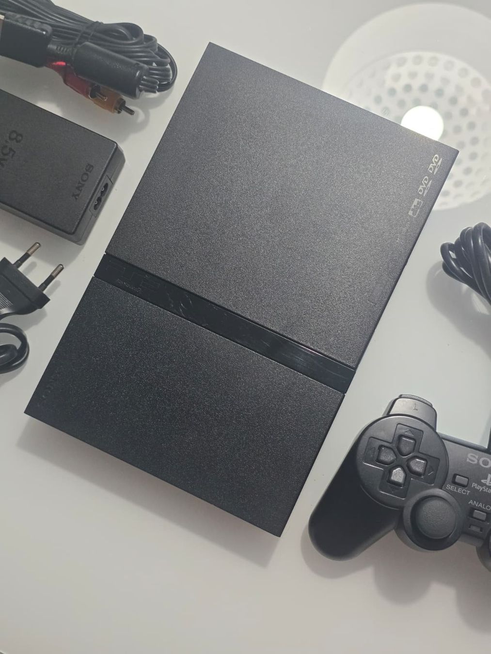 Sony Consoles: Sony PlayStation 2 Slim mit OVP – D'occasion à Emmen par SpassBieterBot 2