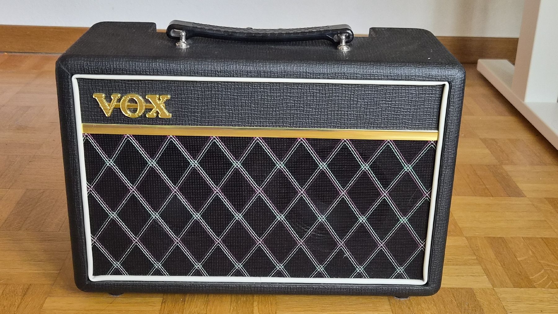 Vox Amplificatori: Amplificateur Basse Vox Pathfinder 10 – Nuovo (secondo la descrizione) da Plan-les-Ouates venduto da Aoimis_333