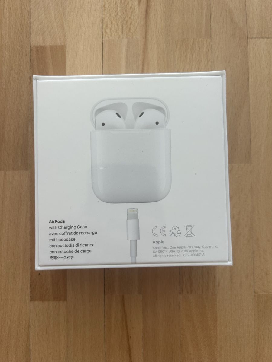 Apple Cuffie: Apple AirPods originalverpackt – Nuovo e nell'imballaggio originale da Wetzikon ZH venduto da kev_vsr9 2