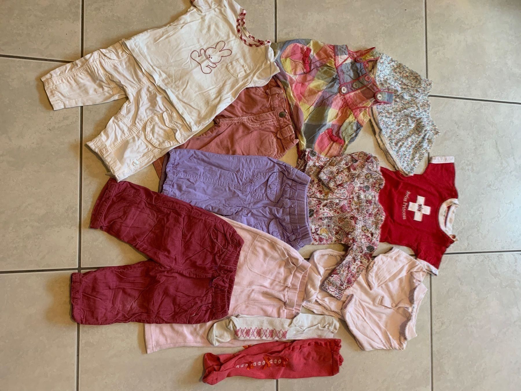 Lotti & Set di vestiti: Kleiderpaket Mädchen Gr 68 (K4) – Usato da Zürich venduto da K.St.
