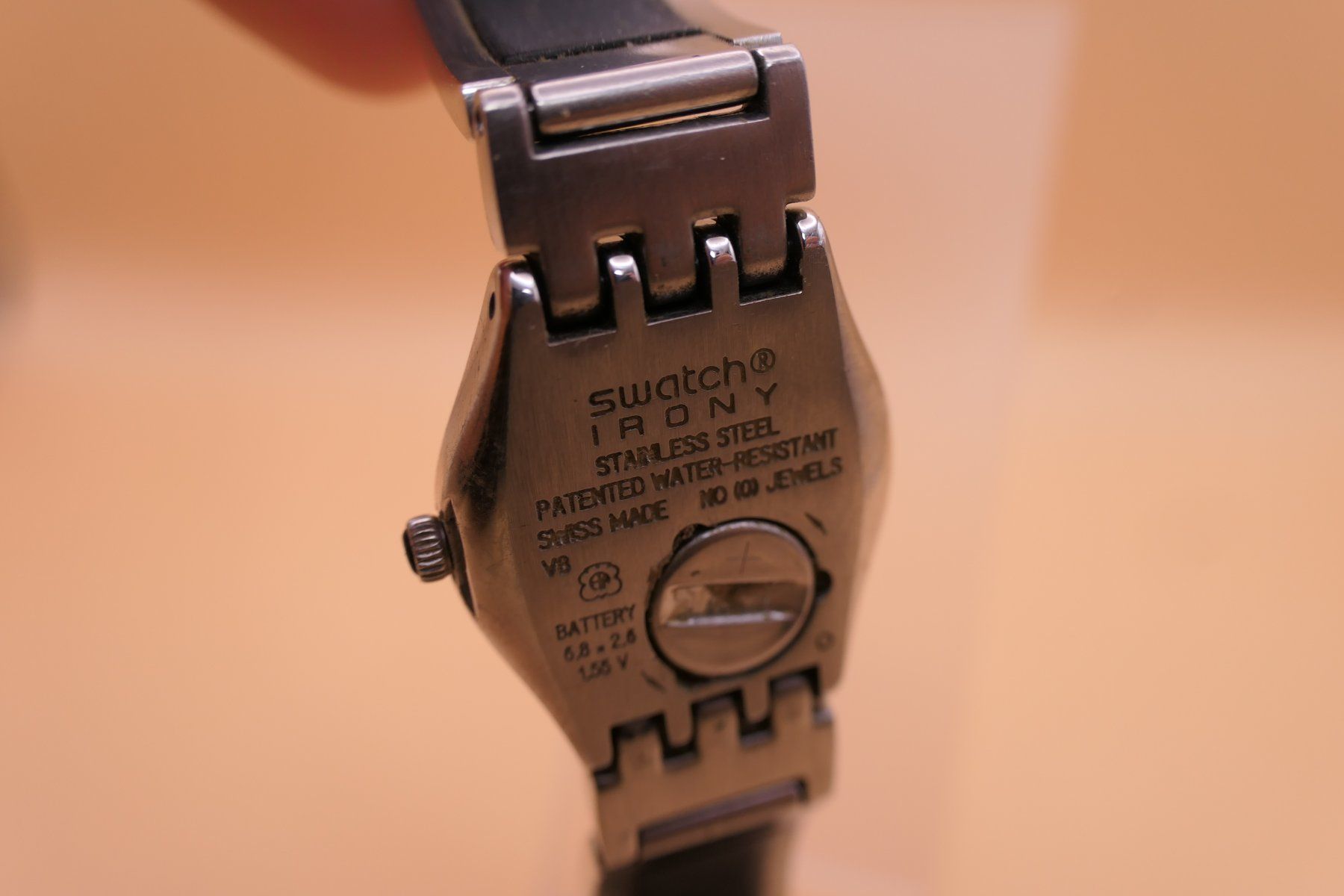Swatch Uhren: Swatch Irony Damen, neue Batterie – Gebraucht aus Thun von CHRONOTIKA 4