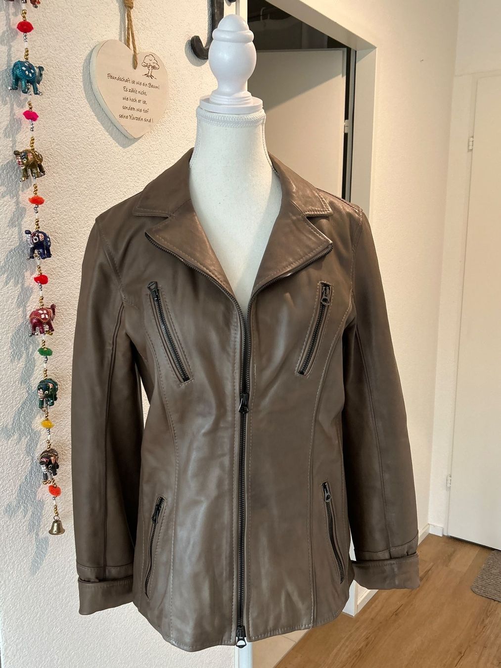 Vestes: Lederjacke braun echt Leder von Vit Moda Gr. IT48 – D'occasion à Brunnen par Nala2929 3