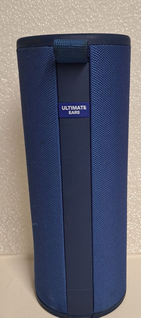 Ultimate Ears Casse acustiche: MEGABOOM 3 ULTIMAT EARS mit USB Kabel – Usato da Biel/Bienne venduto da Sasha4u
