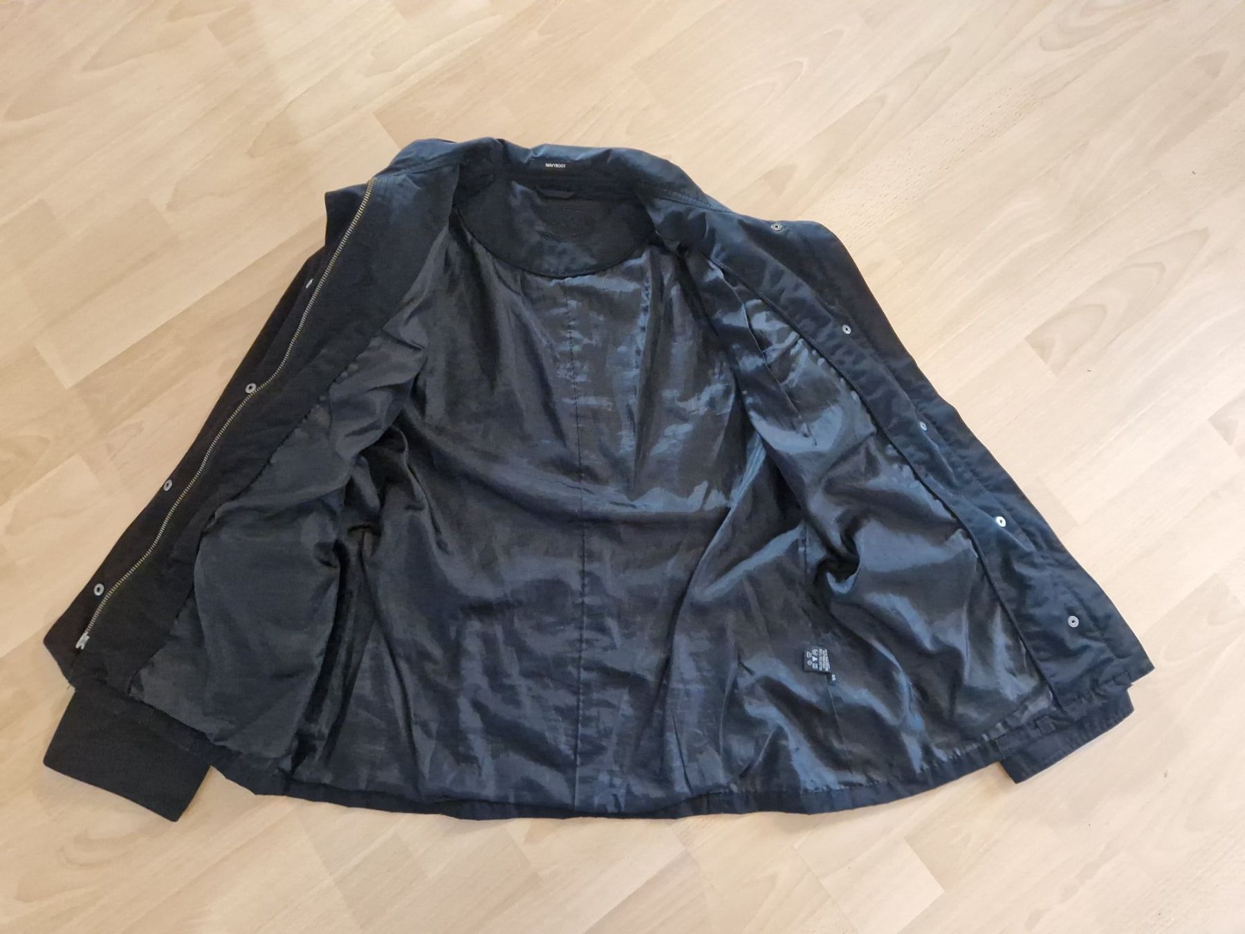 Navyboot Giacche: Schwarze Herbst-/Frühlingsjacke, Grösse 44 – Usato da Greifensee venduto da Janali01 1