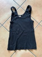 2 schwarze Damen Tanktops 