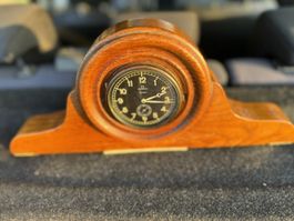 Montre de table Omega 8 jours bois vintage