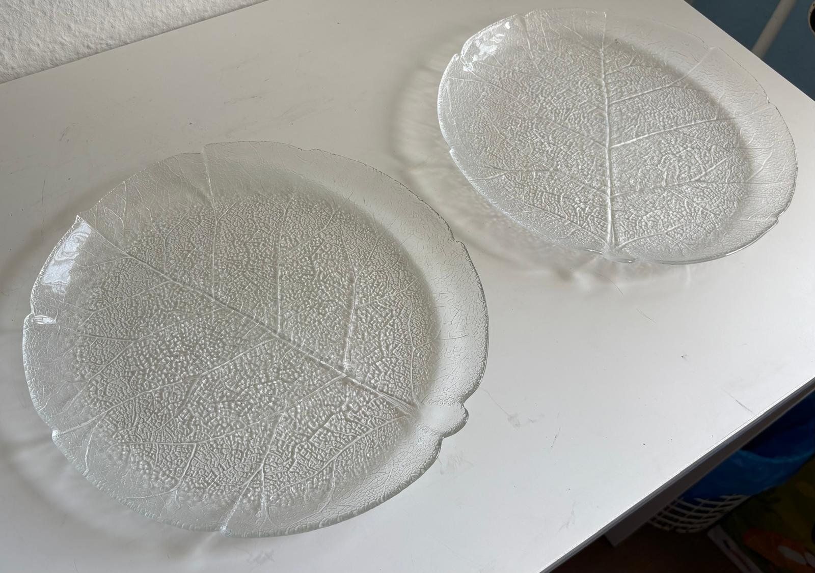 Servierplatten: 2 Servierplatten Arcoroc Aspen Blattmotiv Glas Servierteller – Gebraucht aus Zürich von Pam-Creation 1