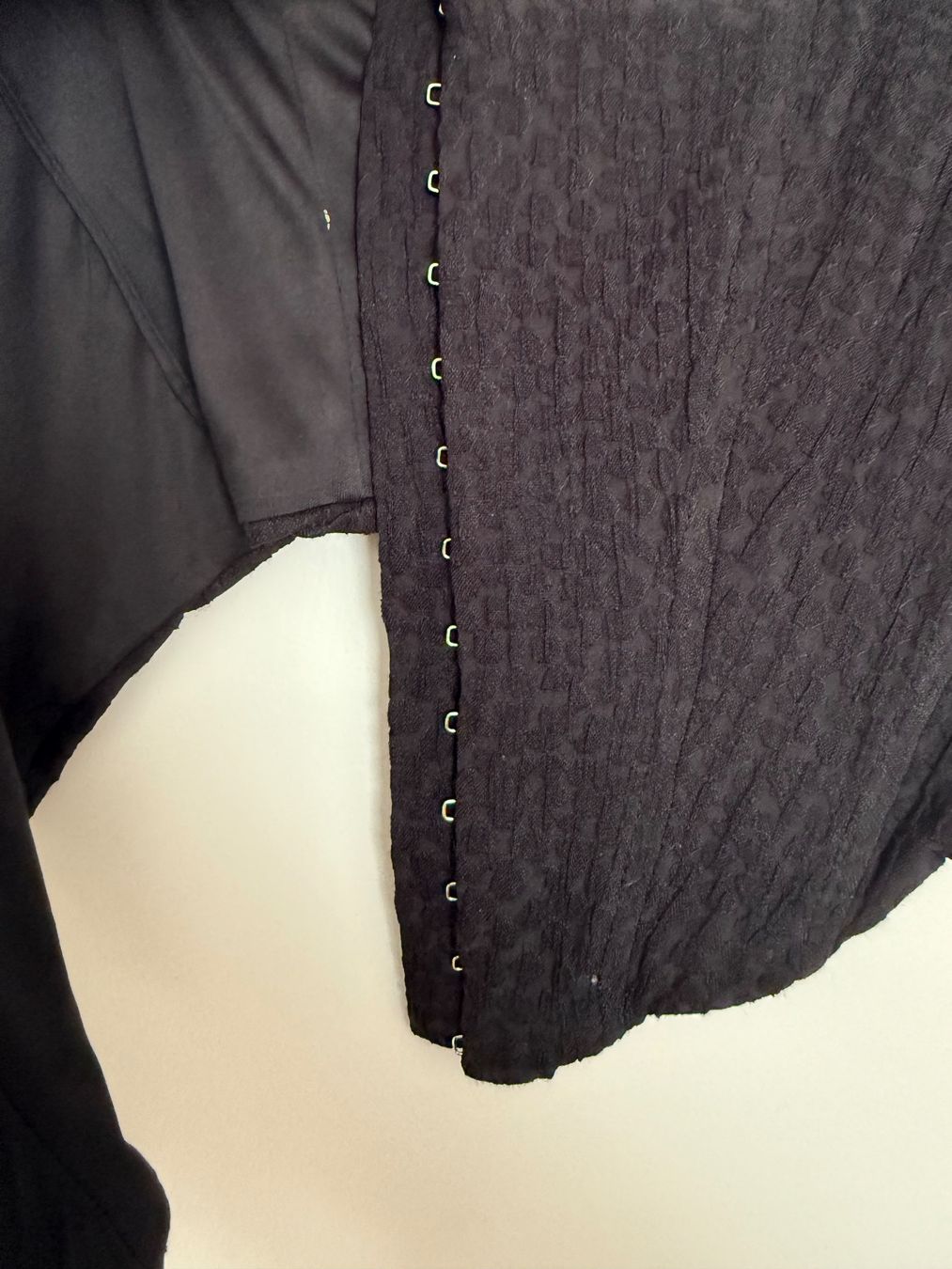 Stradivarius Top: Schwarzes Stradivarius Top, Grösse L – Nuovo e nell'imballaggio originale da St. Gallen venduto da sarah0004 2