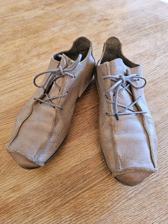 Chaussures en cuir Trippen, pointure 38