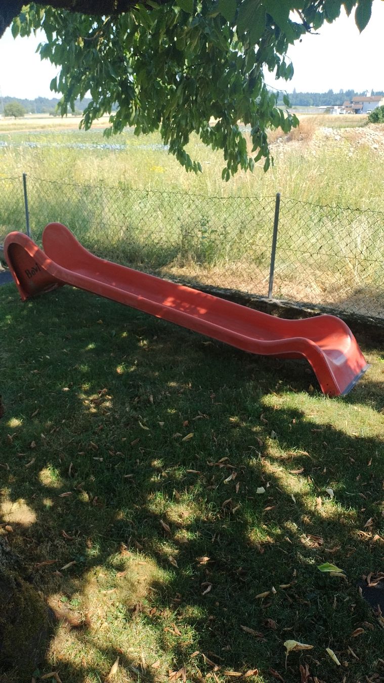 Scivoli: Bowi Rutschbahn in rot – Usato da Niederbipp venduto da MurDoc675 1