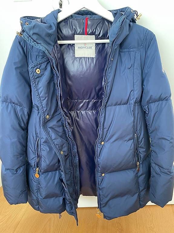 Moncler Giacche: Moncler Daunenjacke – Usato da Zürich venduto da maggie197 2