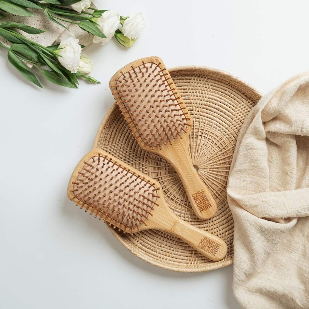 Altro per la cura dei capelli: Jungle Culture Bambus Haarbürste – Nuovo e nell'imballaggio originale da Walenstadt venduto da Trend-24 2